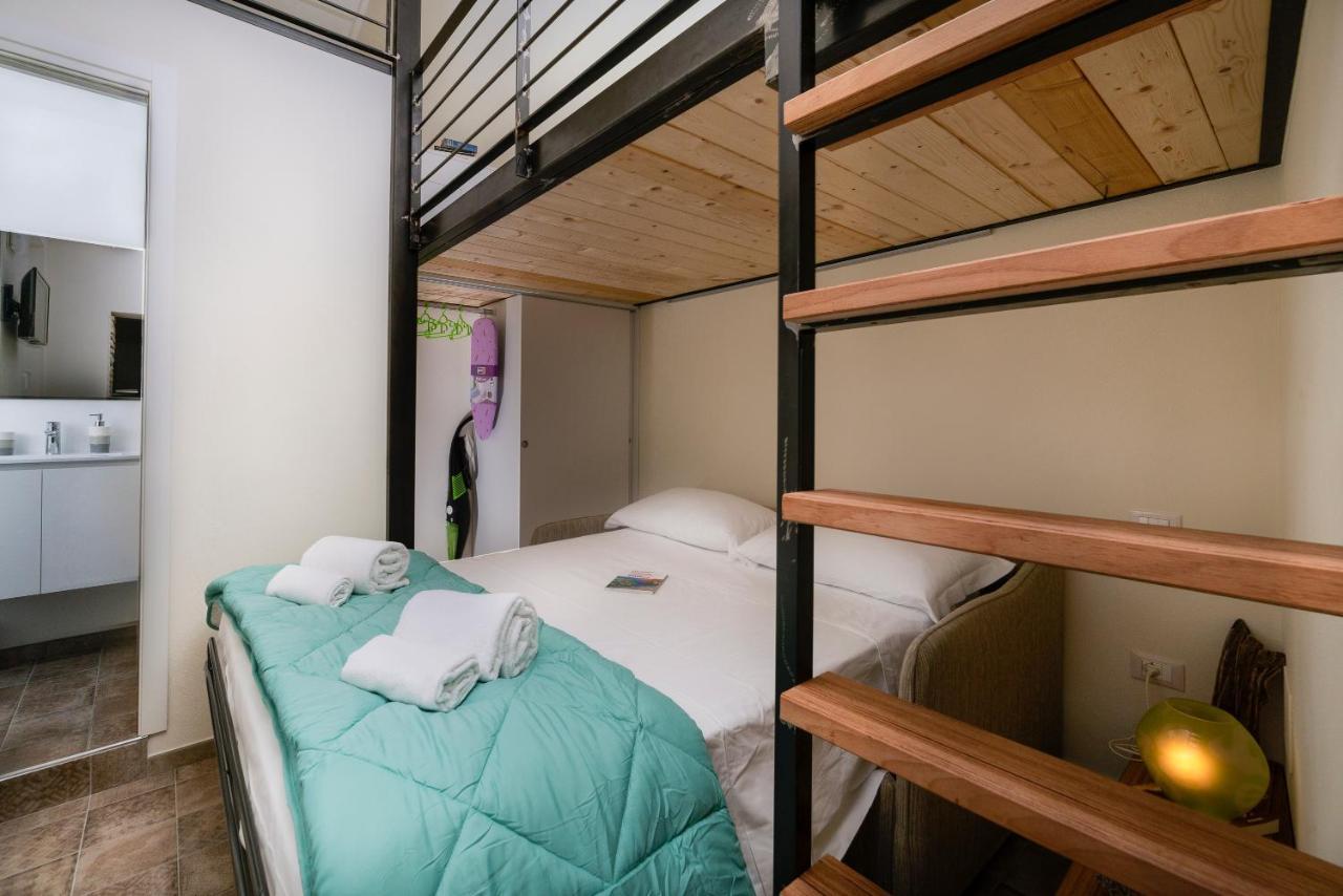 Apartamento Sui Tetti, Caressa De Mae Bordighera Exterior foto
